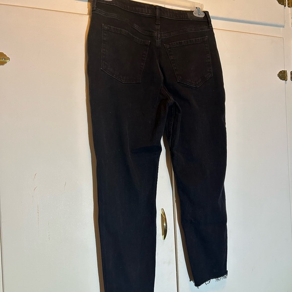 Hollister Black Ultra High-Rise Jeans - Picture 3 of 10